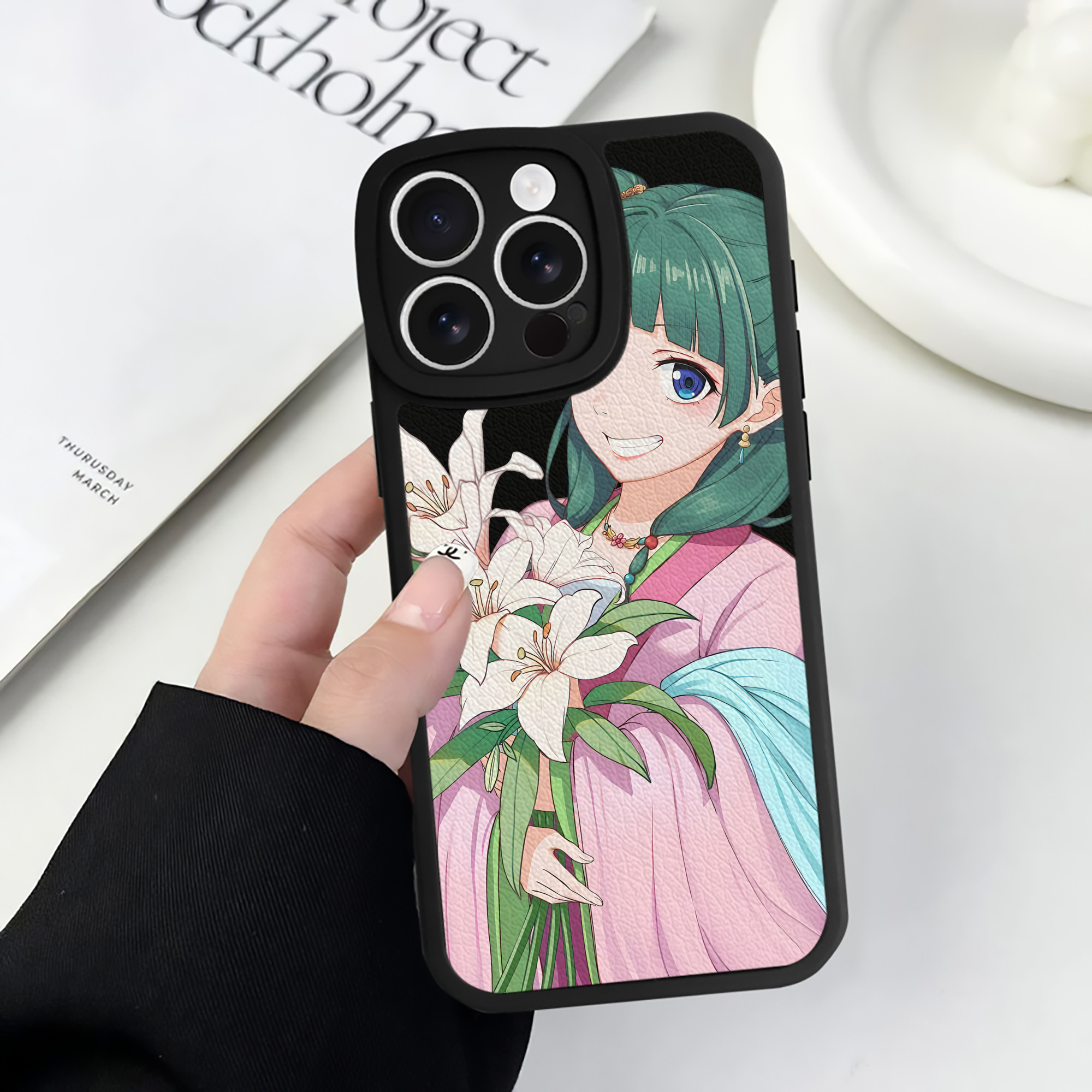 （画像用） 薬屋のひとりごと The Apothecary Diaries 【iPhone 16シリーズ対応】シリコンスマホケース（レザー調） 材質：シリコン